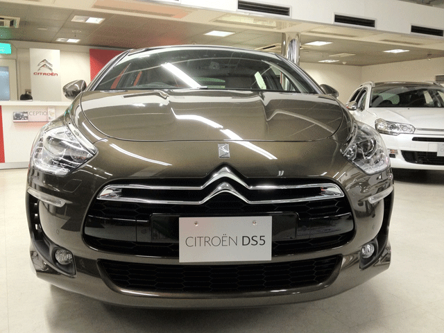 DS5　到着しました。