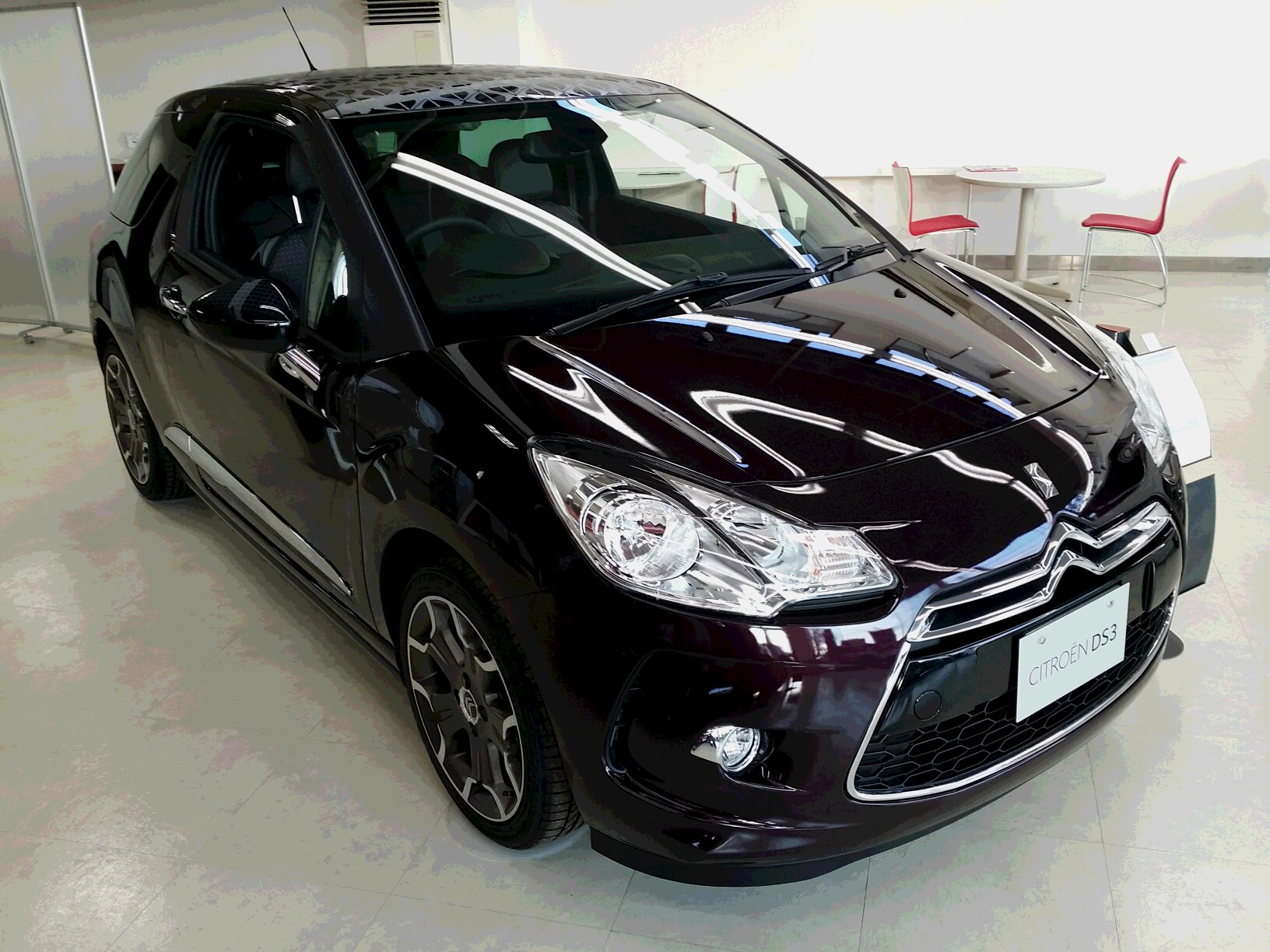 DS3シックFaubourg Addictに特別装備のご案内