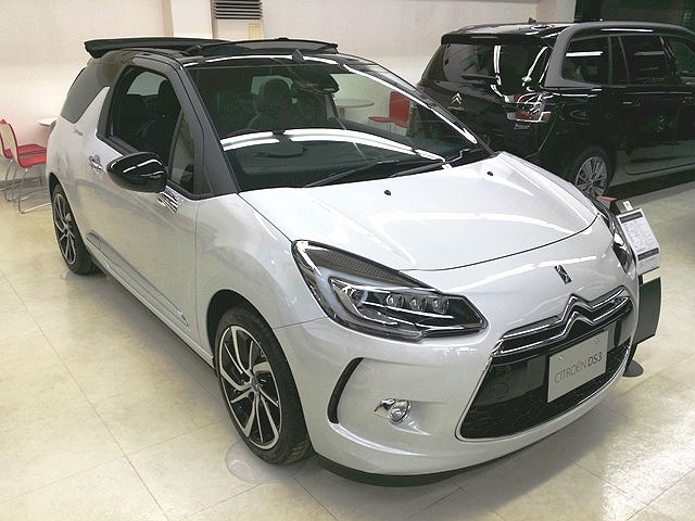 DS3CABRIO So-Parisienne展示車入荷です